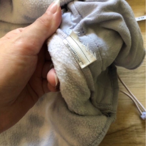 Hollister Blue and White Sweater - Picture 7 of 7